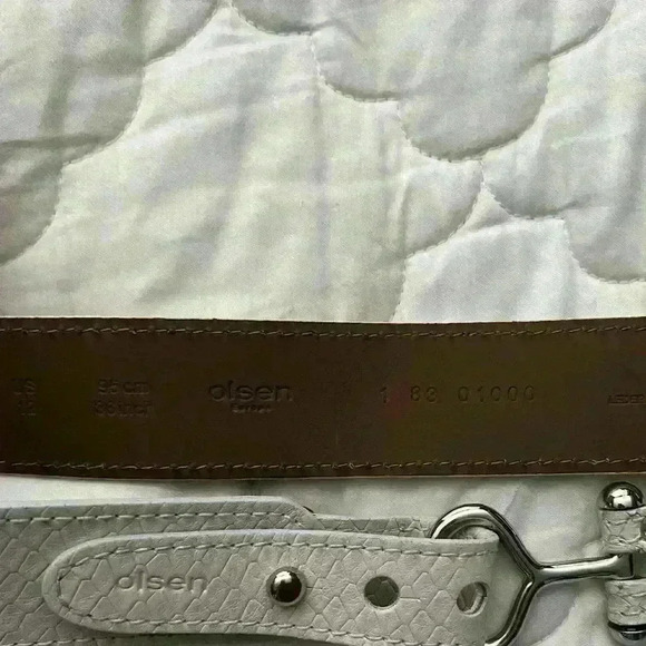 leather  belt Olsen Europe white snakeskin Statement Belt Wide belt size 12 - Picture 5 of 7